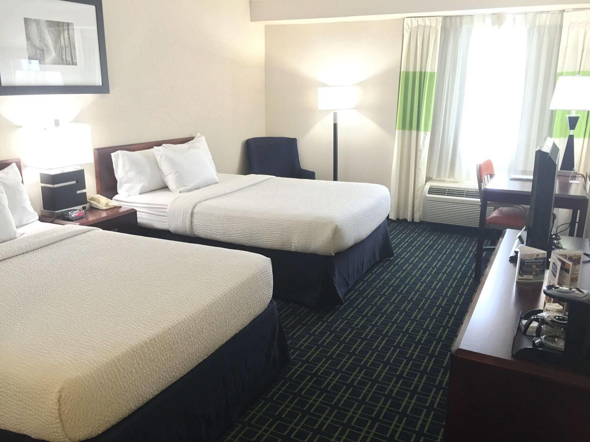 Charleston Tower Hotel Εξωτερικό φωτογραφία